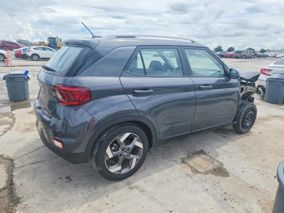 2025 HYUNDAI VENUE SEL 3