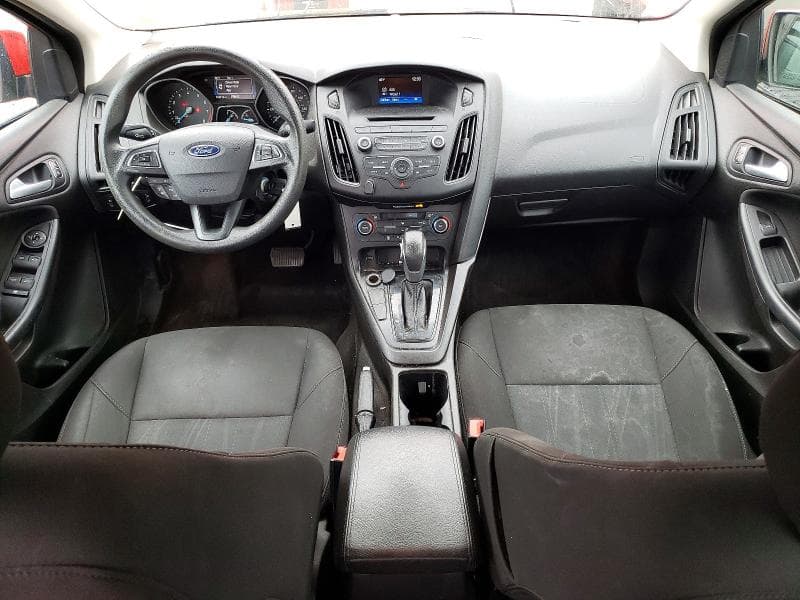 2017 FORD FOCUS SE 8