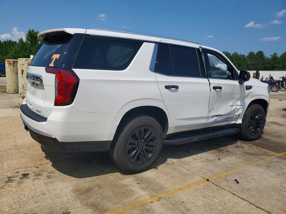 2023 GMC YUKON SLT 3