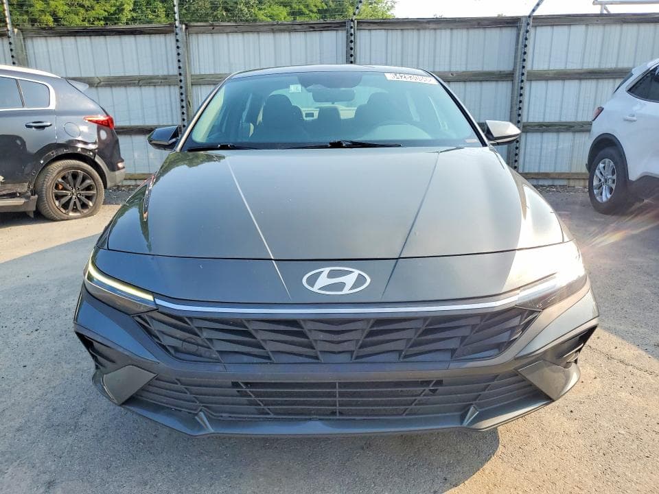 2024 HYUNDAI ELANTRA SEL 5
