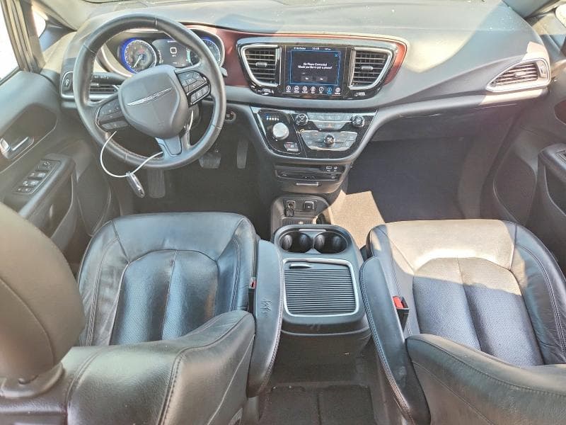 2019 CHRYSLER PACIFICA TOURING L PLUS 8
