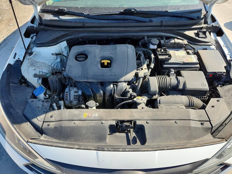 2020 HYUNDAI ELANTRA SEL 11