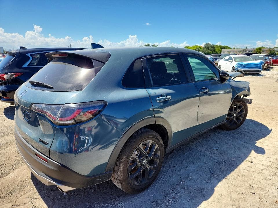 2025 HONDA HR-V SPORT 3