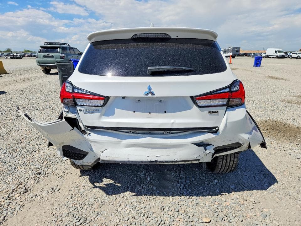 2021 MITSUBISHI OUTLANDER SPORT ES 6