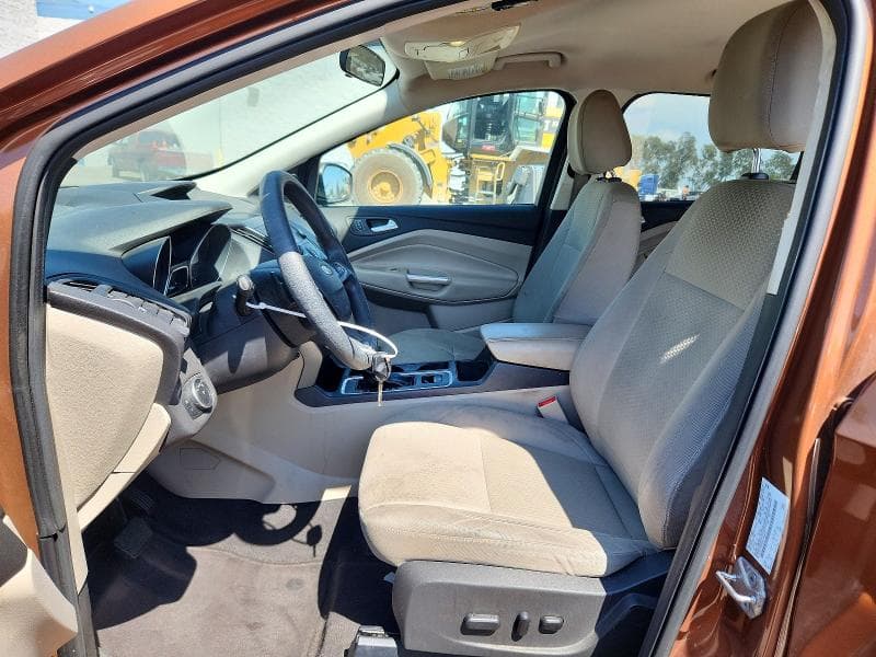 2017 FORD ESCAPE SE 7