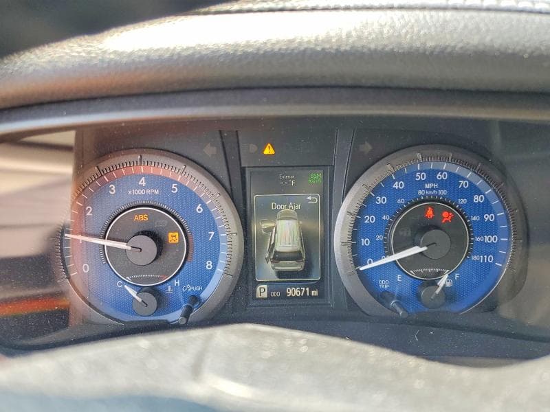 2020 TOYOTA SIENNA XLE 8-PASSENGER 9