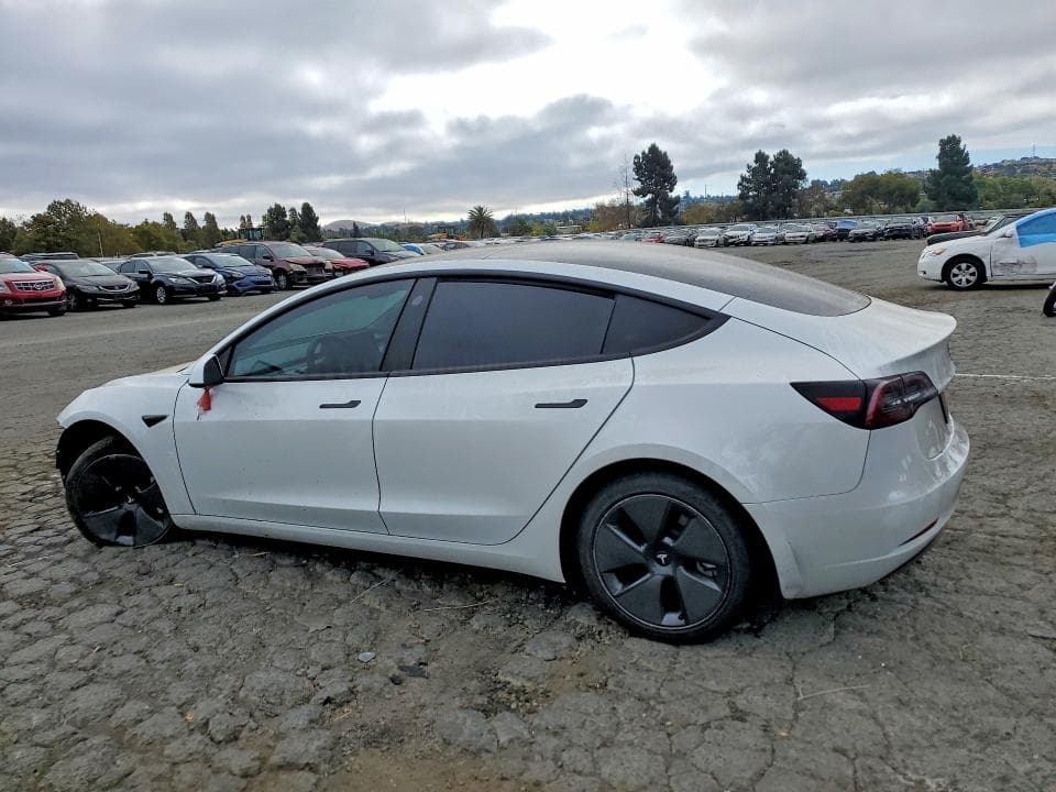 2023 TESLA MODEL 3 2