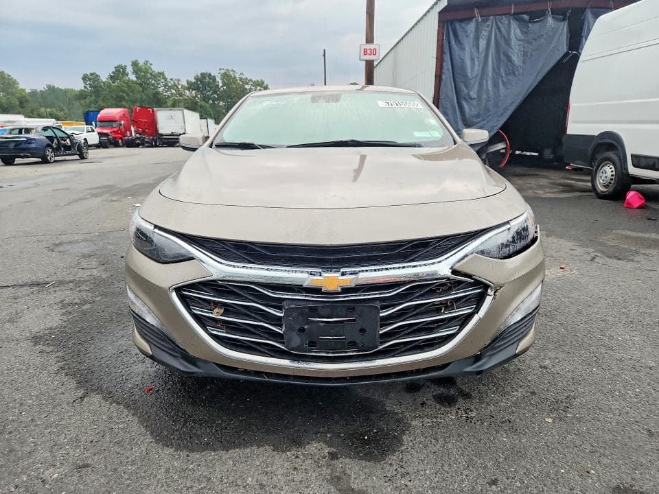 2024 CHEVROLET MALIBU LT 5