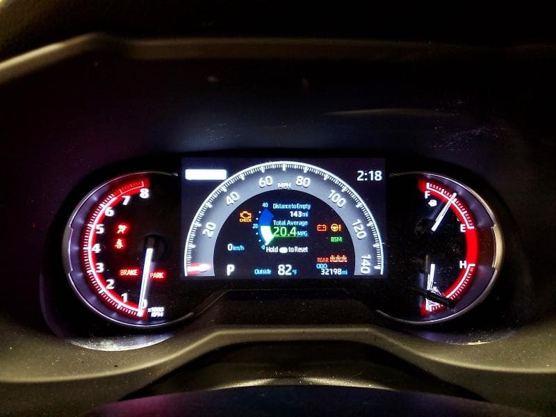 2024 TOYOTA RAV4 XLE PREMIUM 9