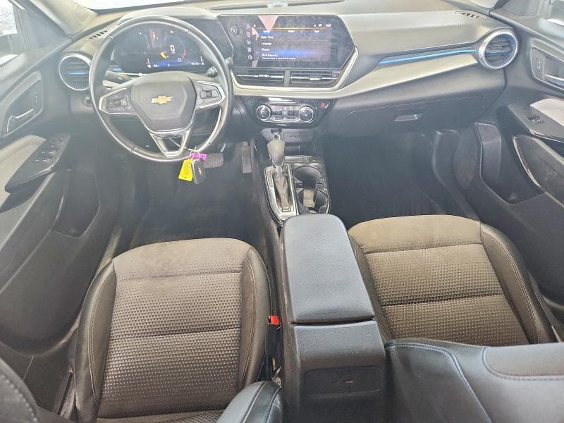 2024 CHEVROLET TRAX 1LT 8