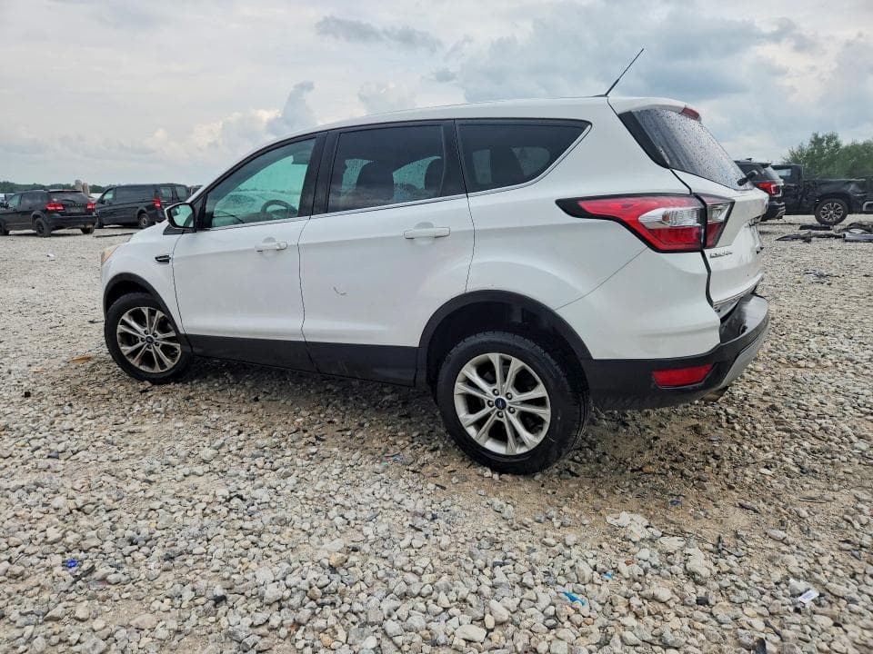 2017 FORD ESCAPE SE 2