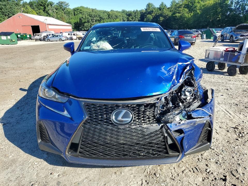 2018 LEXUS IS 300 5