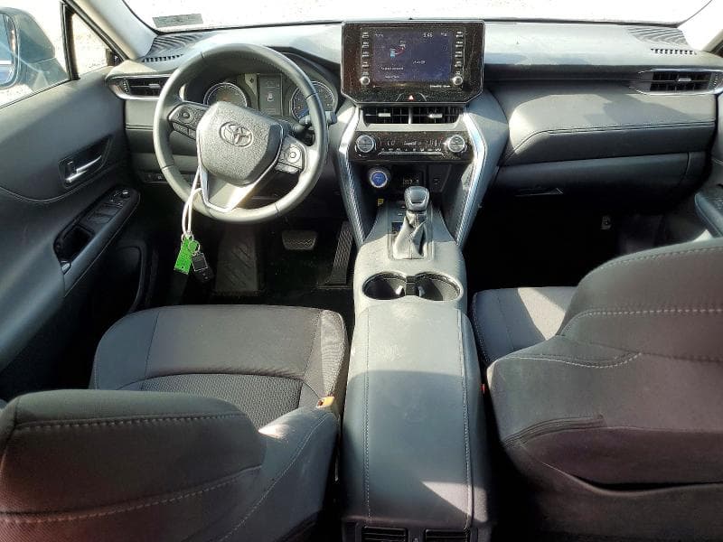 2021 TOYOTA VENZA LE 8