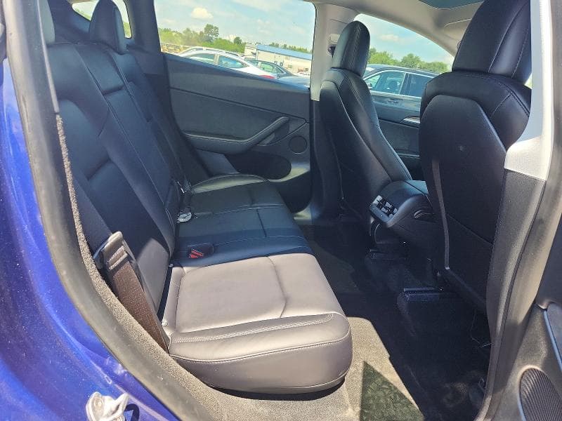 2023 TESLA MODEL Y 10