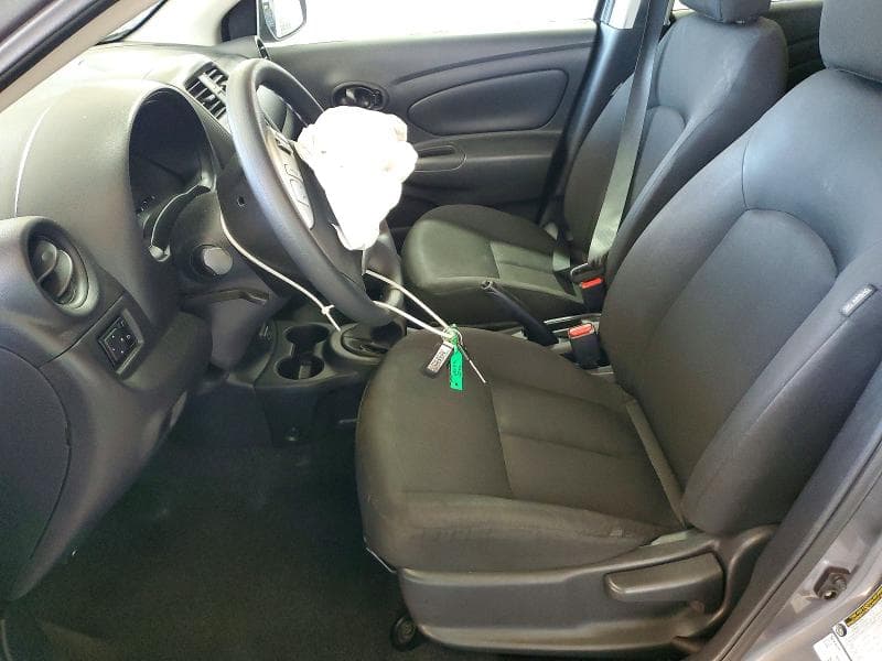 2018 NISSAN VERSA S 7
