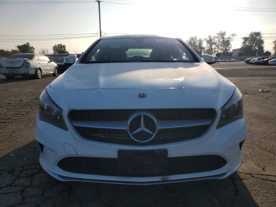 2018 MERCEDES-BENZ CLA 250 5