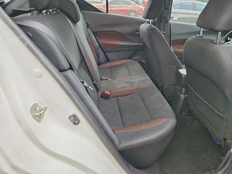 2020 NISSAN KICKS SR 11