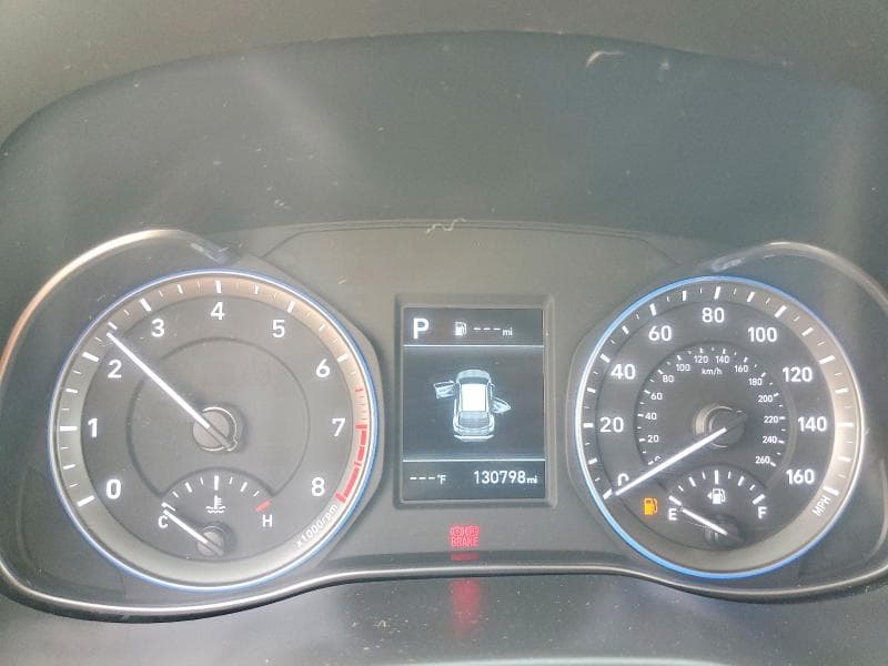 2021 HYUNDAI KONA SE 9