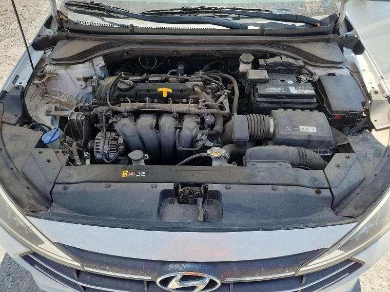 2019 HYUNDAI ELANTRA SE 11