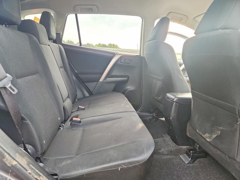 2018 TOYOTA RAV4 LE 11