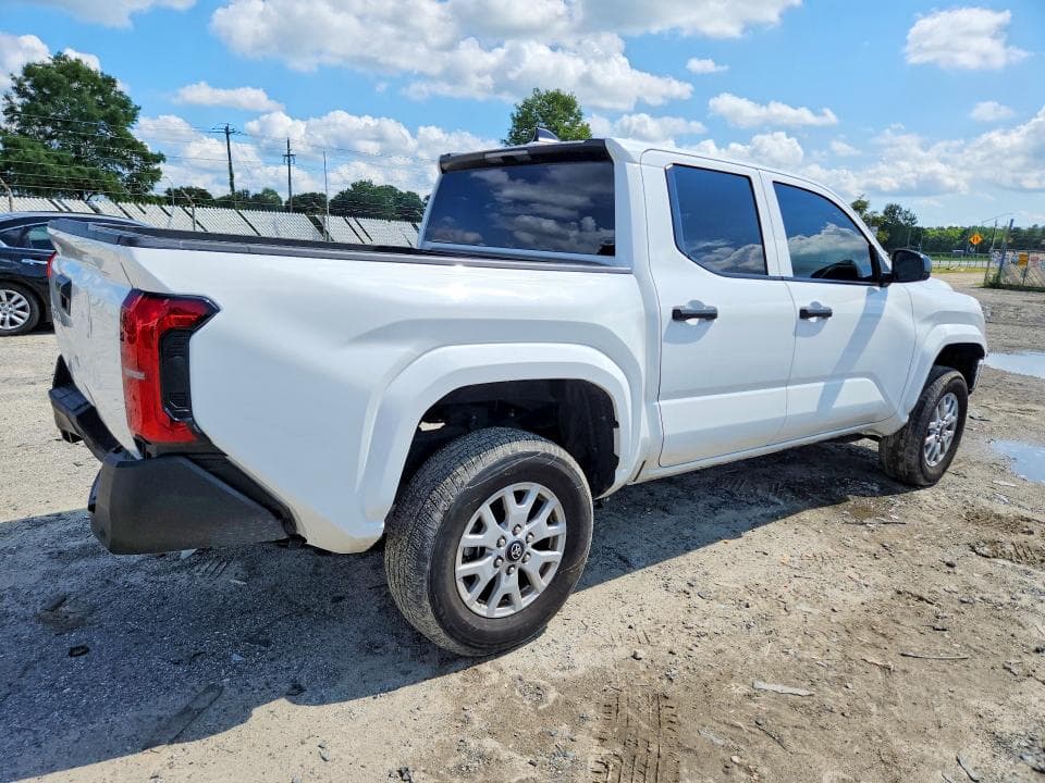 2024 TOYOTA TACOMA SR 3