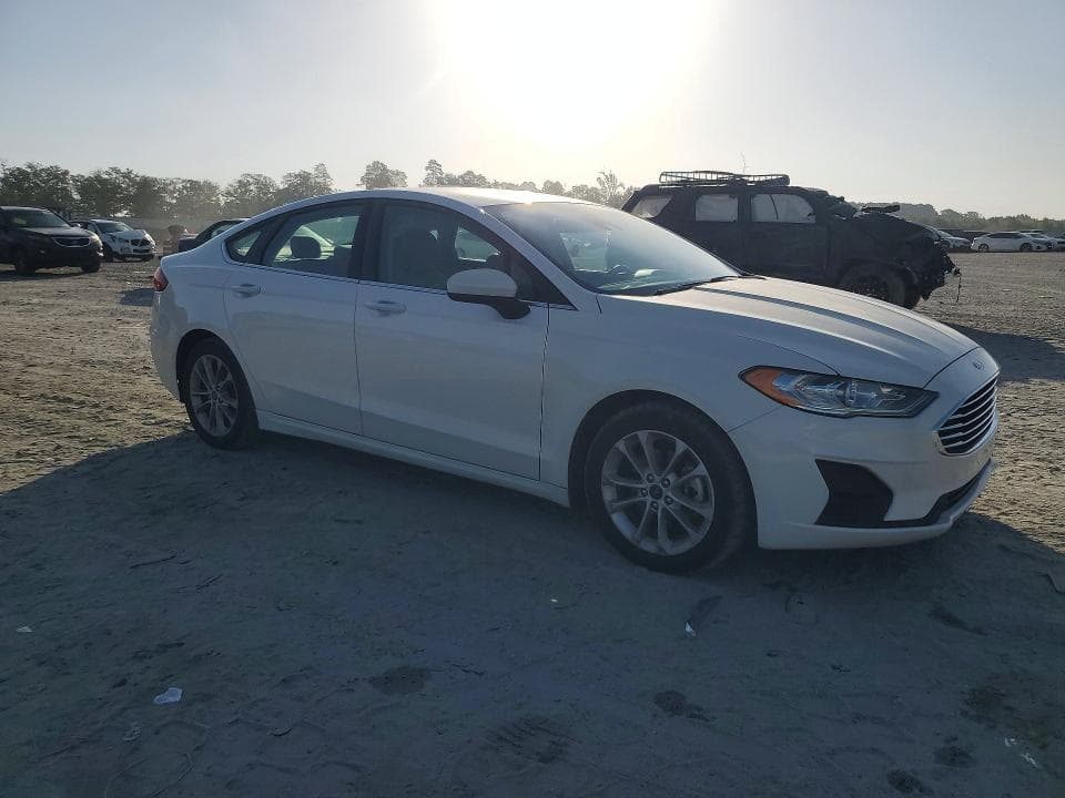 2020 FORD FUSION SE 4