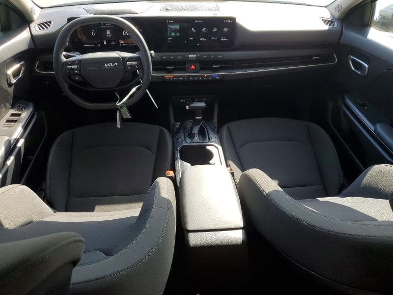 2026 KIA K4 LXS 8