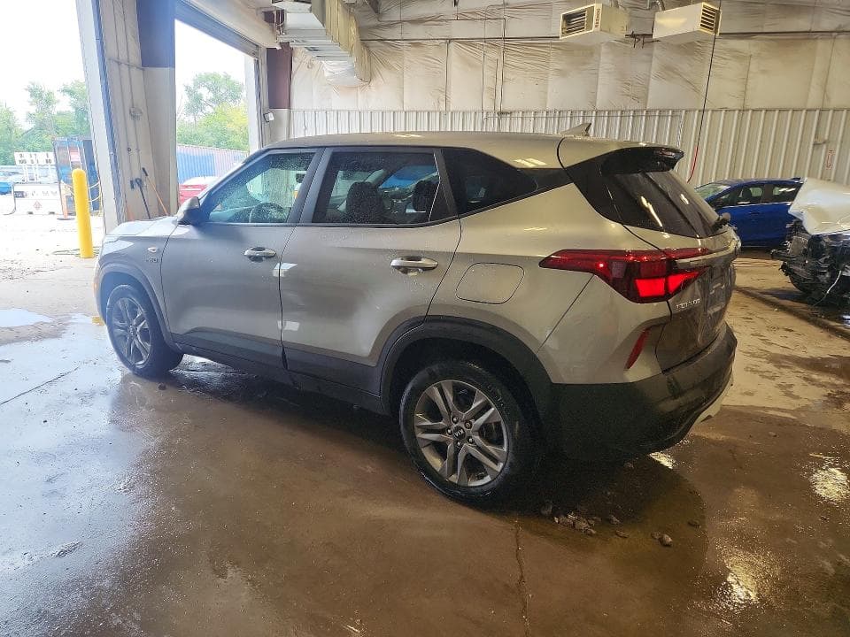 2021 KIA SELTOS LX 2
