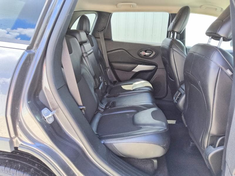 2018 JEEP CHEROKEE LATITUDE PLUS 11