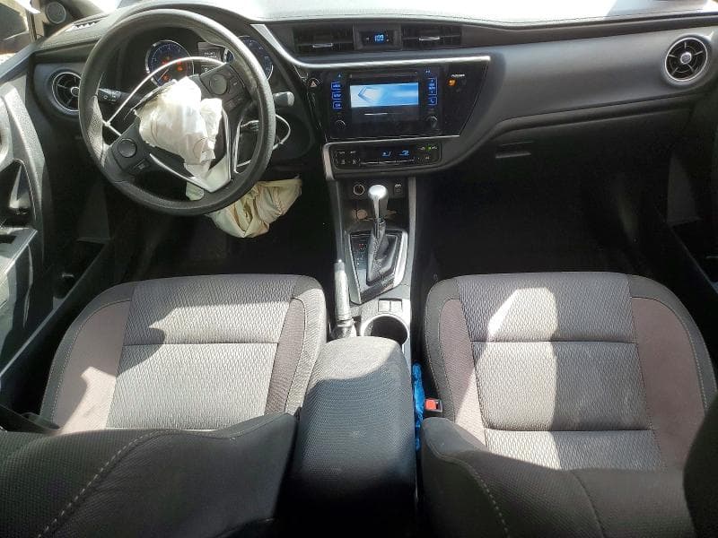 2017 TOYOTA COROLLA LE 8