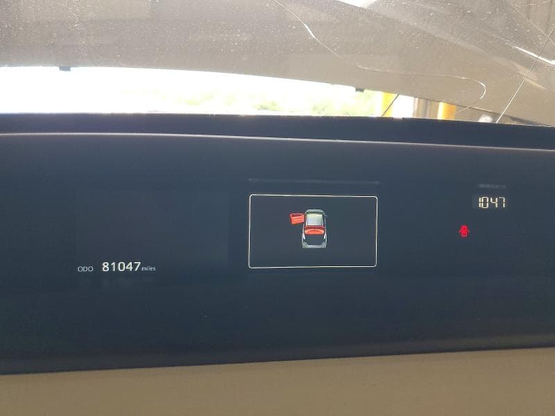 2020 TOYOTA PRIUS LE 9