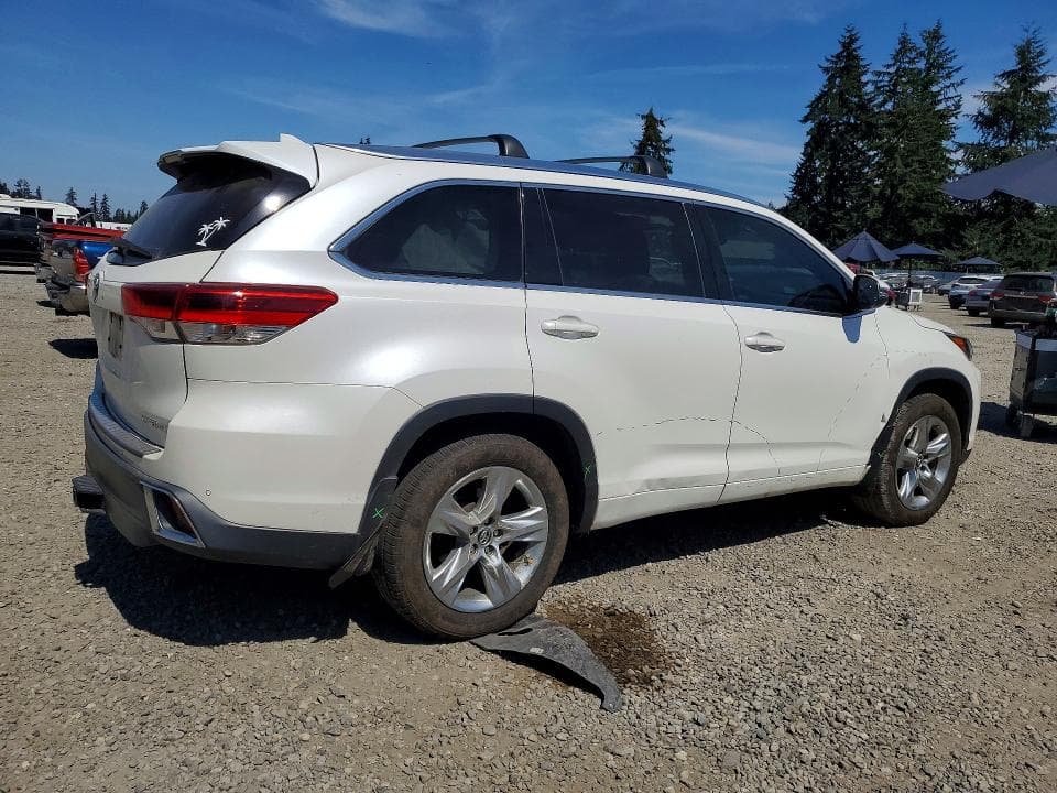 2017 TOYOTA HIGHLANDER LIMITED 3
