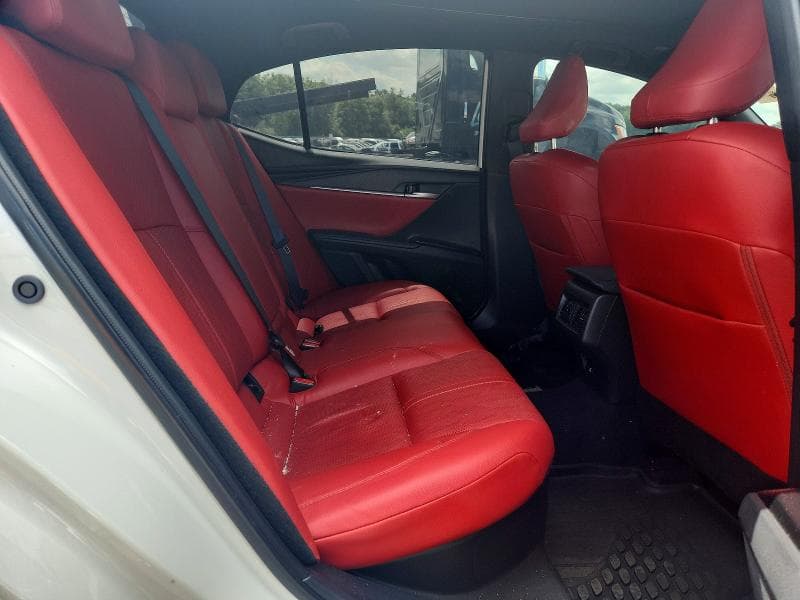 2025 TOYOTA CAMRY XSE 10