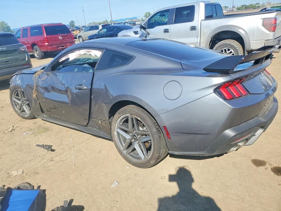 2026 FORD MUSTANG 2