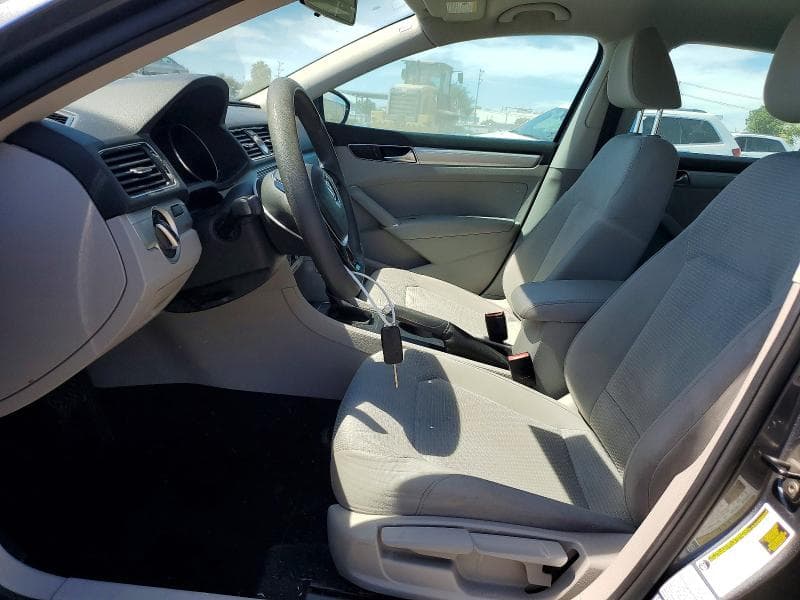 2017 VOLKSWAGEN PASSAT S 7