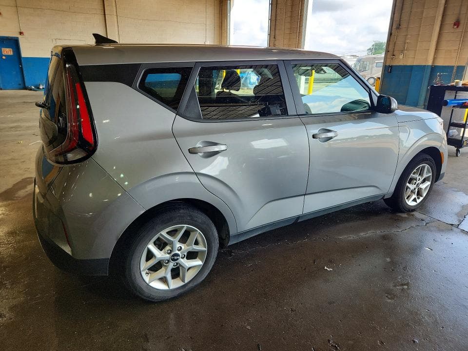 2023 KIA SOUL LX 3