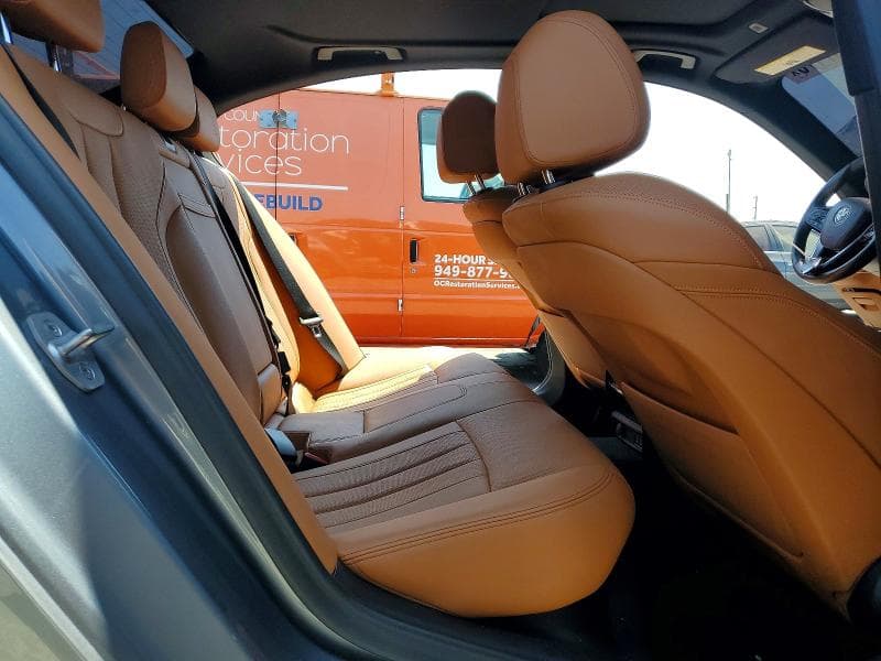 2022 BMW 530E 10
