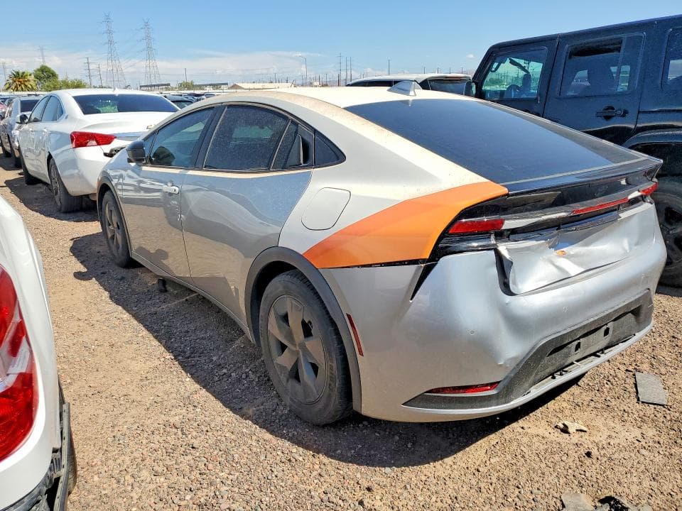 2023 TOYOTA PRIUS LE 2