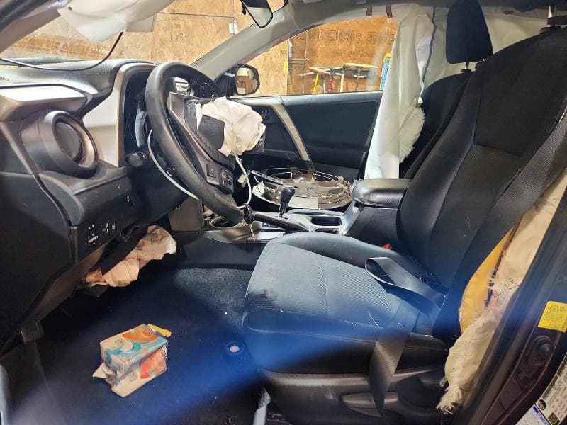 2018 TOYOTA RAV4 LE 7