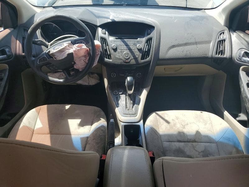 2017 FORD FOCUS SE 8