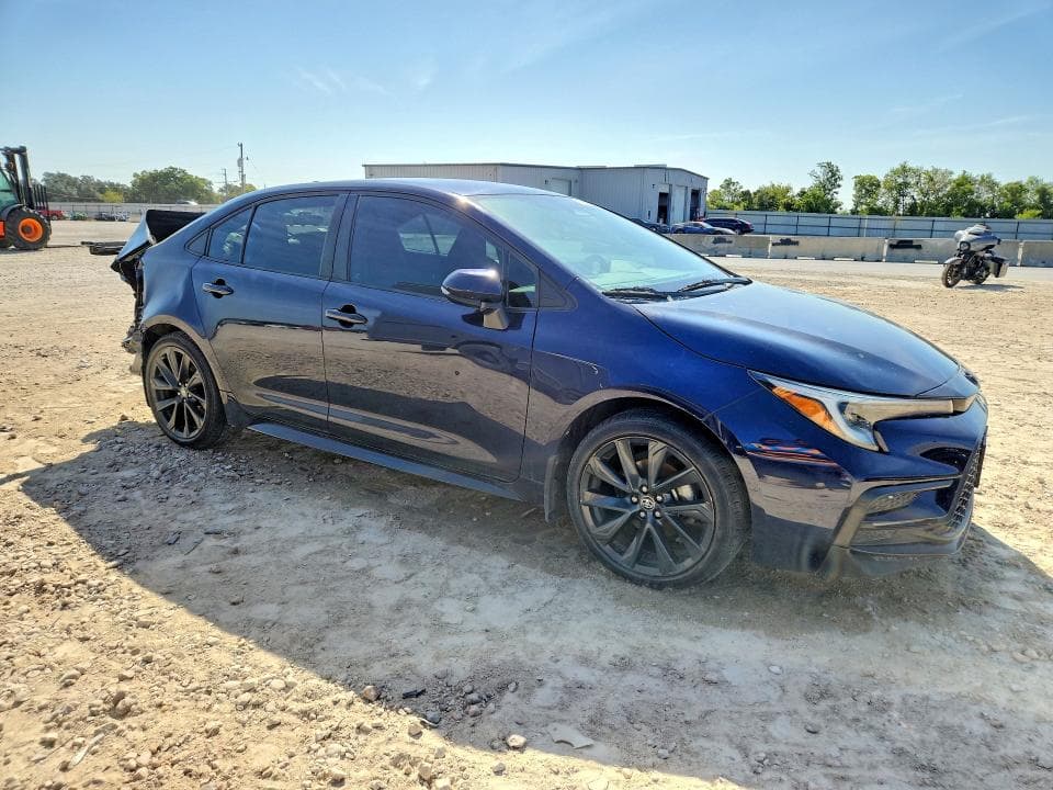 2023 TOYOTA COROLLA SE 4