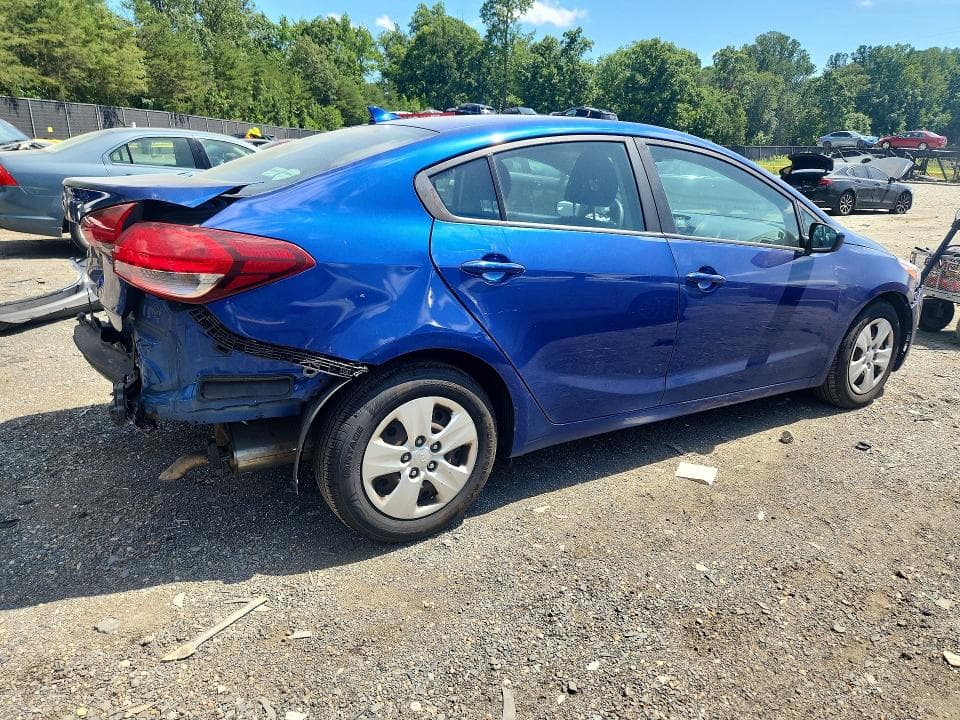 2017 KIA FORTE LX 3