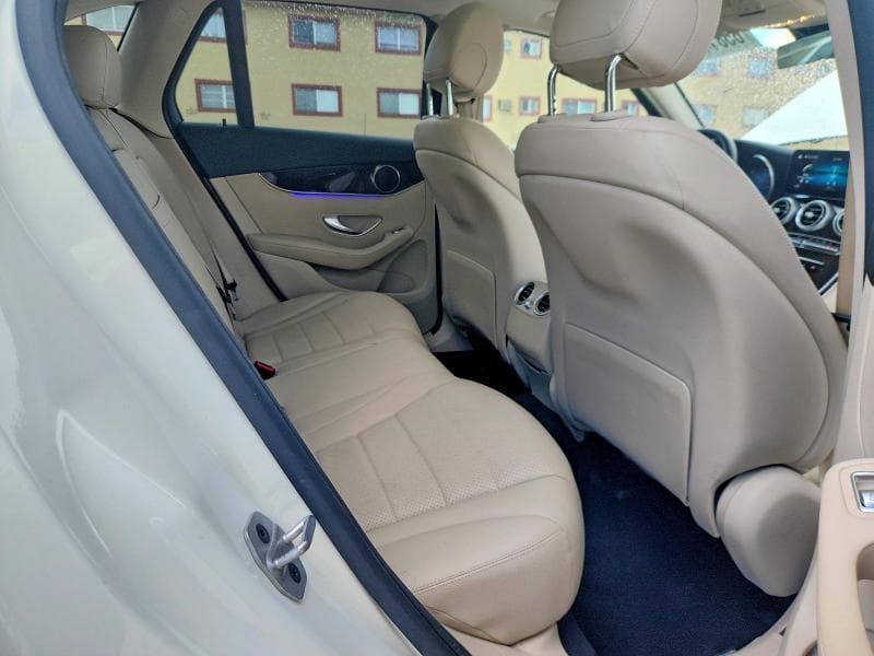 2022 MERCEDES-BENZ GLC 300 10
