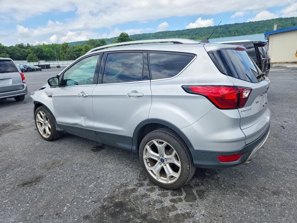 2019 FORD ESCAPE TITANIUM 2