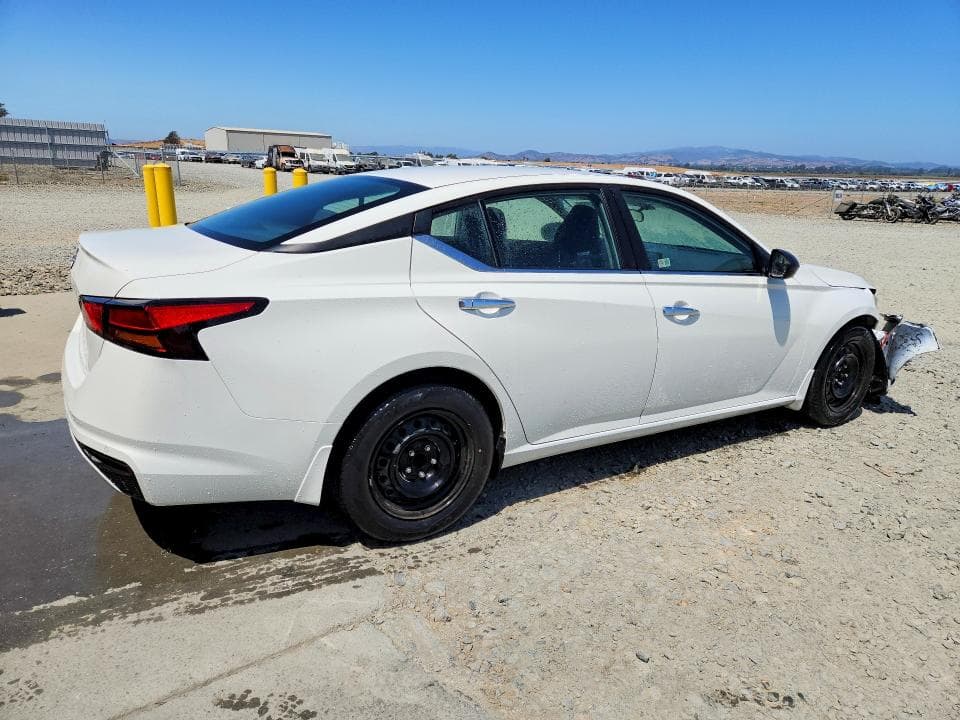 2024 NISSAN ALTIMA S 3