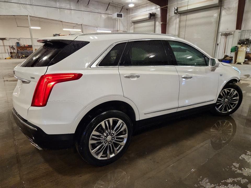 2017 CADILLAC XT5 PREMIUM LUXURY 3