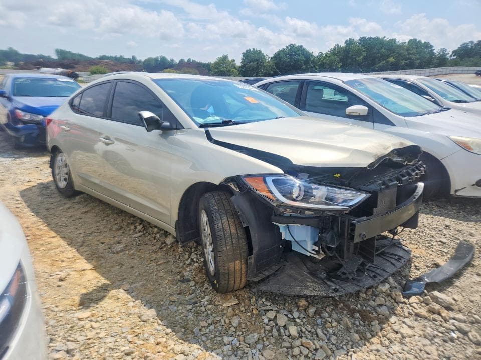 2017 HYUNDAI ELANTRA SE 4