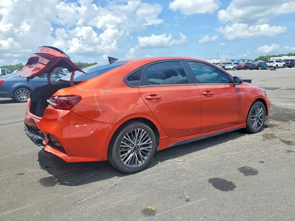 2023 KIA FORTE GT LINE 3