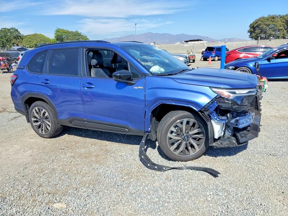 2025 SUBARU FORESTER TOURING 4