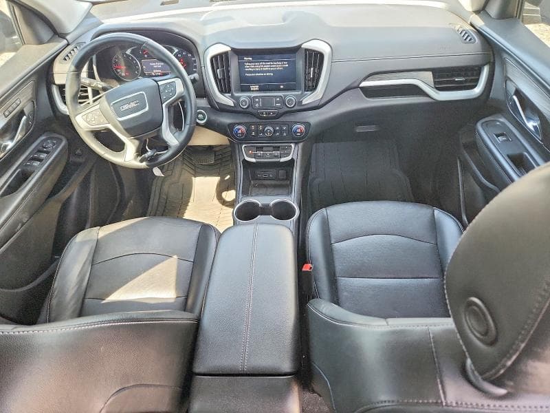 2023 GMC TERRAIN SLT 8